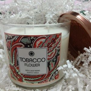 RARE Bath & Body Works Tobacco Flower Candle